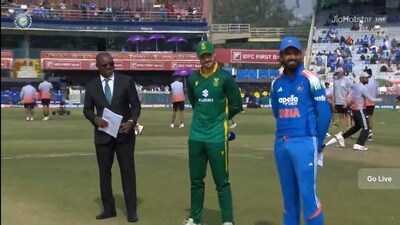 KL Rahul and Aiden Makram during the toss (Screengrab) KL Rahul and Aiden Makram during the toss (Screengrab)
