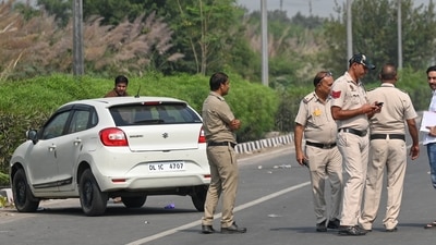 A Mercedes car hit and injured three people in Vasant Kunj on early Sunday. As per Delhi police, the crash occurred at 2:33am near Ambience mall. (Representational Image) (Sanchit Khanna/Hindustan Times) A Mercedes car hit and injured three people in Vasant Kunj on early Sunday. As per Delhi police, the crash occurred at 2:33am near Ambience mall. (Representational Image) (Sanchit Khanna/Hindustan Times)