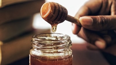 Honey contains antioxidants like flavonoids and polyphenols. (Representative image/Unsplash) Honey contains antioxidants like flavonoids and polyphenols. (Representative image/Unsplash)