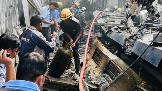 Six workers injured in LPG explosion at Bhosari MIDC