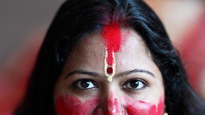 ప్రేమికుడి మృతదేహంతో మహిళ పెళ్లి! (Representative image) ప్రేమికుడి మృతదేహంతో మహిళ పెళ్లి! (Representative image)