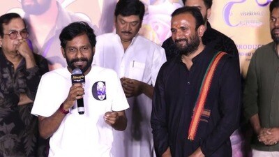సినిమా చేయాలనుకున్న నా ఫ్రెండ్ చనిపోయాడు.. సుకుమార్ ఐడియాలో ఉండబోతుంది.. పెద్ది డైరెక్టర్ బుచ్చిబాబు సాన కామెంట్స్ సినిమా చేయాలనుకున్న నా ఫ్రెండ్ చనిపోయాడు.. సుకుమార్ ఐడియాలో ఉండబోతుంది.. పెద్ది డైరెక్టర్ బుచ్చిబాబు సాన కామెంట్స్
