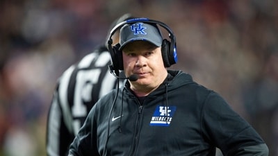 Mark Stoops has been dismissed as Kentucky's head coach following a disappointing season (Getty Images via AFP) Mark Stoops has been dismissed as Kentucky's head coach following a disappointing season (Getty Images via AFP)
