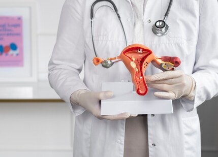 For every woman battling PCOS, your routine is your real medicine. (Freepik)