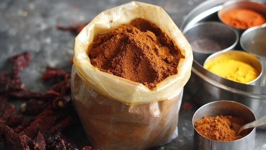 Turmeric contains oxalates, which have the potential to cause kidney stones. (Representative image/Unsplash)