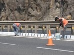 NHAI to bring live highway danger alerts straight to your phone