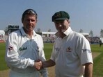 Legendary England batter Robin Smith has died aged 62. 