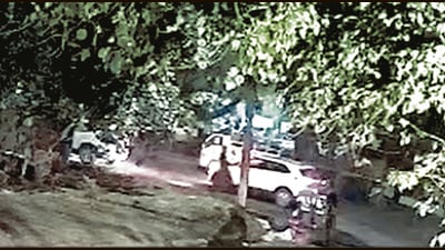 A CCTV camera captured the Hyundai Creta tailing the victim’s Kia in Sector 26, Chandigarh. (HT) A CCTV camera captured the Hyundai Creta tailing the victim’s Kia in Sector 26, Chandigarh. (HT)