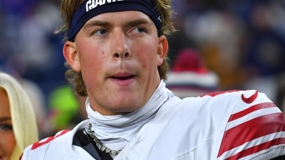 New York Giants quarterback Jaxson Dart wearing his signature necklace, (AP) New York Giants quarterback Jaxson Dart wearing his signature necklace, (AP)