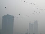 A thick layer of smog engulfs the skyline in Delhi NCR as the AQI slips to the ‘very poor’ category. (Sunil Ghosh/ HT Photo) A thick layer of smog engulfs the skyline in Delhi NCR as the AQI slips to the ‘very poor’ category. (Sunil Ghosh/ HT Photo)