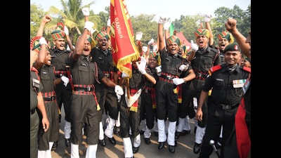 Agniveer jawans celebrate during Passing Out Parade at Bihar Regiment Centre, Danapur in Patna, Wednesday (Santosh Kumar/HT) Agniveer jawans celebrate during Passing Out Parade at Bihar Regiment Centre, Danapur in Patna, Wednesday (Santosh Kumar/HT)
