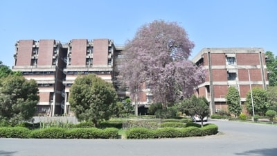 IIT Kanpur Placement 2025–26: 627 students received offers, with 253 being Pre-Placement Offers, reflecting strong industry demand. (HT Photo) IIT Kanpur Placement 2025–26: 627 students received offers, with 253 being Pre-Placement Offers, reflecting strong industry demand. (HT Photo)