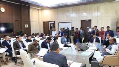 Jharkhand assembly Speaker Rabindranath Mahto held a a high-level meeting at his office on Wednesday. (HT Photo)