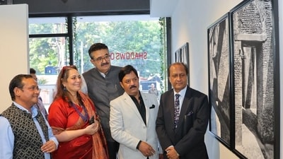 Ajaish Kumar Jaiswal with guests during the photo exhibition Shadows of Time underway at Kokoro Art Gallery in Lucknow (Photo: HT) Ajaish Kumar Jaiswal with guests during the photo exhibition Shadows of Time underway at Kokoro Art Gallery in Lucknow (Photo: HT)