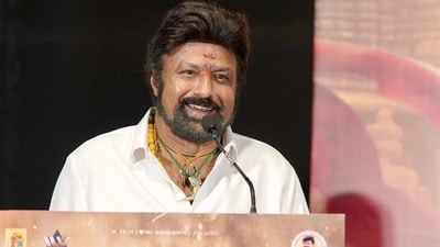 ప్రపంచంలో 50 ఏళ్లుగా హీరోగా చేసిన ఏకైక నటుడిని నేనే.. మద్రాస్ నా జన్మభూమి: చెన్నైలో తమిళంలో ఇరగదీసిన బాలకృష్ణ ప్రపంచంలో 50 ఏళ్లుగా హీరోగా చేసిన ఏకైక నటుడిని నేనే.. మద్రాస్ నా జన్మభూమి: చెన్నైలో తమిళంలో ఇరగదీసిన బాలకృష్ణ