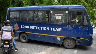 The Bomb Detection and Disposal Squad (BDDS) conducted an extensive search at an international school in Hinjewadi . (HT File photo/ Representational)