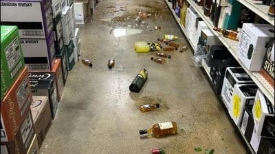 Visual from the liquor store in Virginia. (Facebook)