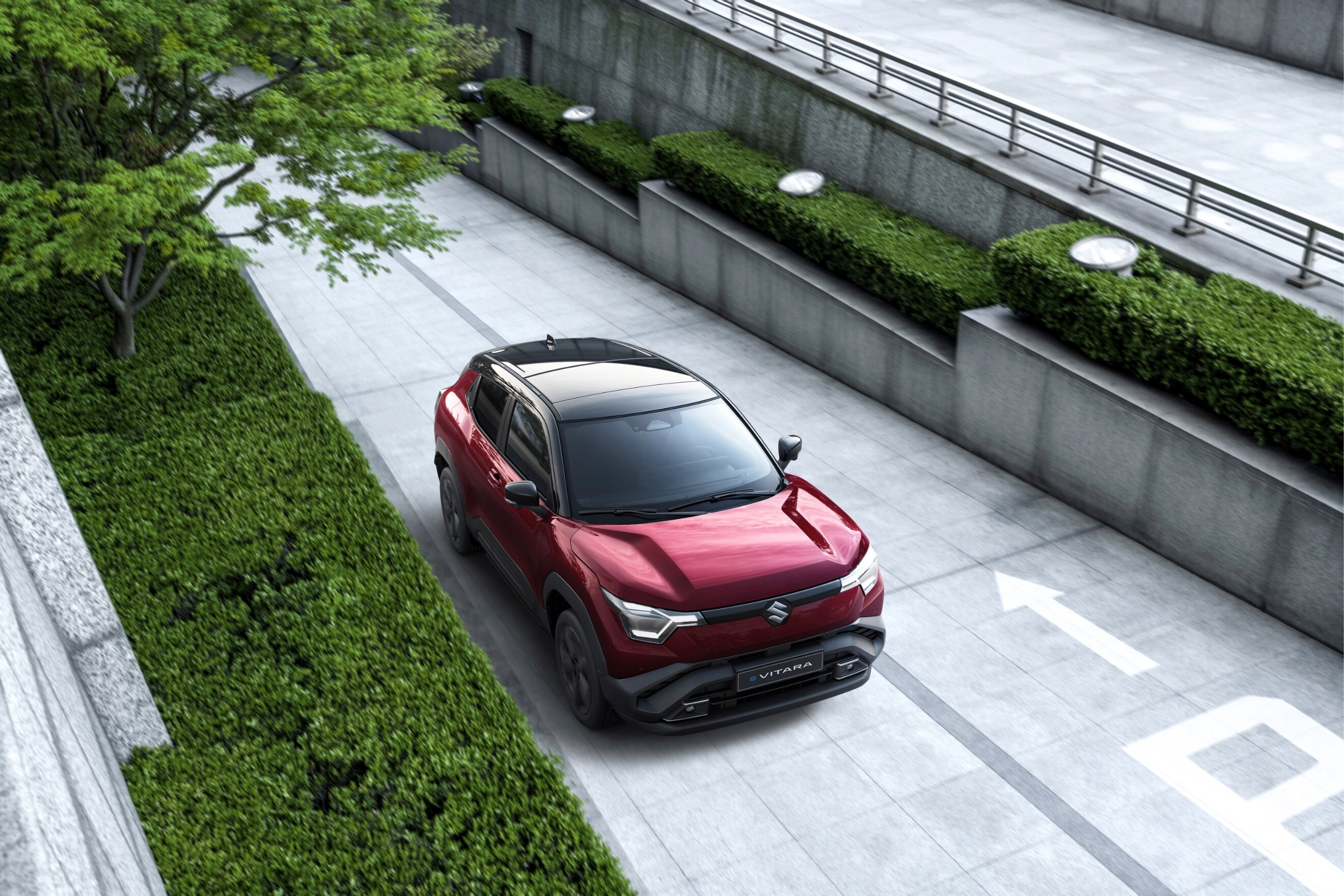The e Vitara will be offered in ten colour options, including four dual-tone shades The e Vitara will be offered in ten colour options, including four dual-tone shades