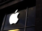 Apple's General Counsel Kate Adams and Policy chief Lisa Jackson, who both reported to Tim Cook, are the latest senior leaders to exit. 
