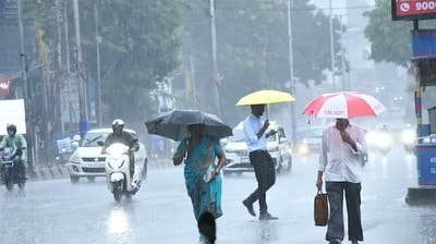 <p>ఇక ఏపీలోని ప్రకాశం, అనంతపురం, శ్రీసత్యసాయి, కడప, అన్నమయ్య, చిత్తూరు జిల్లాల్లో తేలికపాటి నుంచి మోస్తరు వర్షాలు కురిసే అవకాశం ఉంది.ప్రజలు అప్రమత్తంగా ఉండాలని సూచించింది.</p> <p>ఇక ఏపీలోని ప్రకాశం, అనంతపురం, శ్రీసత్యసాయి, కడప, అన్నమయ్య, చిత్తూరు జిల్లాల్లో తేలికపాటి నుంచి మోస్తరు వర్షాలు కురిసే అవకాశం ఉంది.ప్రజలు అప్రమత్తంగా ఉండాలని సూచించింది.</p>