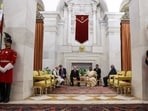 President Murmu received Russian President Putin upon his arrival at Rashtrapati Bhavan.
