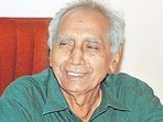A significant milestone of his work was the establishment of the Hamal Panchayat, through which he organised porters in Pune and across the state. (HT FILE) A significant milestone of his work was the establishment of the Hamal Panchayat, through which he organised porters in Pune and across the state. (HT FILE)