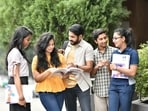 Here's how college students in India can earn money and get experience using app-based side hustles.