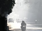 The average AQI on Sunday was recorded at 308. (Sanchit Khanna/HT Photo) The average AQI on Sunday was recorded at 308. (Sanchit Khanna/HT Photo)