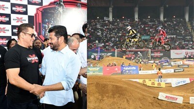 <p>గచ్చిబౌలి స్టేడియంలో జరిగిన ఇండియన్ సూపర్ క్రాస్ లీగ్ రేస్ -2 ప్రారంభ కార్యక్రమం శనివారం అట్టహాసంగా జరిగింది. </p> <p>గచ్చిబౌలి స్టేడియంలో జరిగిన ఇండియన్ సూపర్ క్రాస్ లీగ్ రేస్ -2 ప్రారంభ కార్యక్రమం శనివారం అట్టహాసంగా జరిగింది. </p>