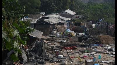 Families residing in slum clusters near Ballu Adda beside the flowing Haider Canal drain in Lucknow. (Deepak Gupta/HT Photo) Families residing in slum clusters near Ballu Adda beside the flowing Haider Canal drain in Lucknow. (Deepak Gupta/HT Photo)