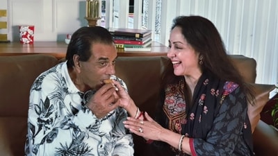 Hema Malini remembers Dharmendra on his 90th birthday anniversary. Hema Malini remembers Dharmendra on his 90th birthday anniversary.
