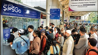 IndiGo, in its response to the DGCA, said it is ‘realistically not possible to pinpoint the exact cause(s)’ of the operational crisis at this stage due to the ‘complexity and scale of its operations’. (REUTERS)
