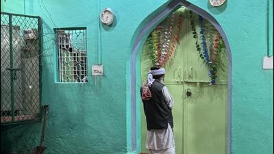 The courtyard is part of a Sufi shrine. The shrine is barely known in the city. (Mayank Austen Soofi) The courtyard is part of a Sufi shrine. The shrine is barely known in the city. (Mayank Austen Soofi)