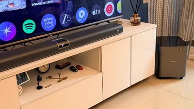 Blaupunkt SBW600 Emperor also includes a remote control, and supports Bluetooth, optical, USB and AUX-in sources, covering pretty much all device types from TVs to laptops.