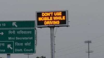 Electronic billboards showing warnings on Sohna Elevated Road. (HT) Electronic billboards showing warnings on Sohna Elevated Road. (HT)