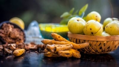 Amla Haldi Kanji (Freepik) Amla Haldi Kanji (Freepik)