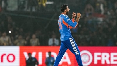 Axar Patel made an instant impact when he was brought on just before the powerplay closed. Aiden Markram, caught on the back foot while trying to play a straight bat, was beaten for pace as the ball sneaked through and crashed into the stumps. At 28 for 3 after six overs, South Africa were firmly on the back foot. (PTI)