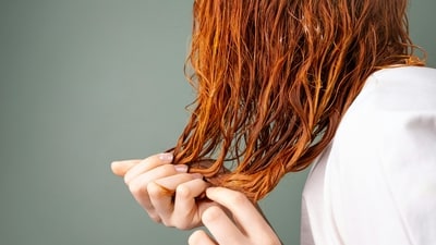 Shikakai shampoos that control hair fall and add shine (Pexels)