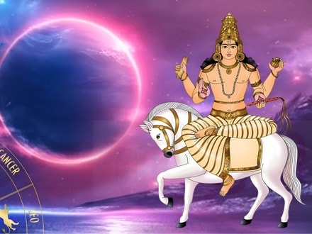 <p>2026 ప్రారంభంలో అనేక శుభ మార్పులు జరగబోతున్నాయి. జనవరి 13న అందం, ప్రేమకు ప్రతీక అయిన శుక్రుడు.. శని పాలించే మకర రాశిలోకి ప్రవేశిస్తాడు. శుక్రుడు, శని కలయిక కొన్ని రాశుల జీవితాల్లో గొప్ప అదృష్టాన్ని తెస్తుంది. ఇది వారిని జీవితంలో గొప్ప ఎత్తులకు తీసుకెళుతుంది. ఏ రాశులవారు అదృష్టం చూస్తారో తెలుసుకుందాం..</p>