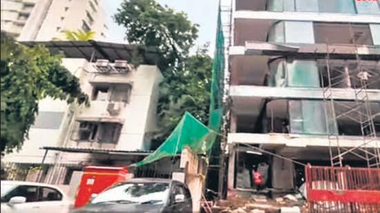 30-40K Juhu residents boycott polls over redevelopment