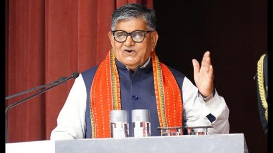 The governor highlighted the “urgent need to continuously upgrade curriculum in line with evolving global demands,” asserting that the ultimate goal of education is to empower individuals to contribute meaningfully to the holistic development of society. (HT Photo)