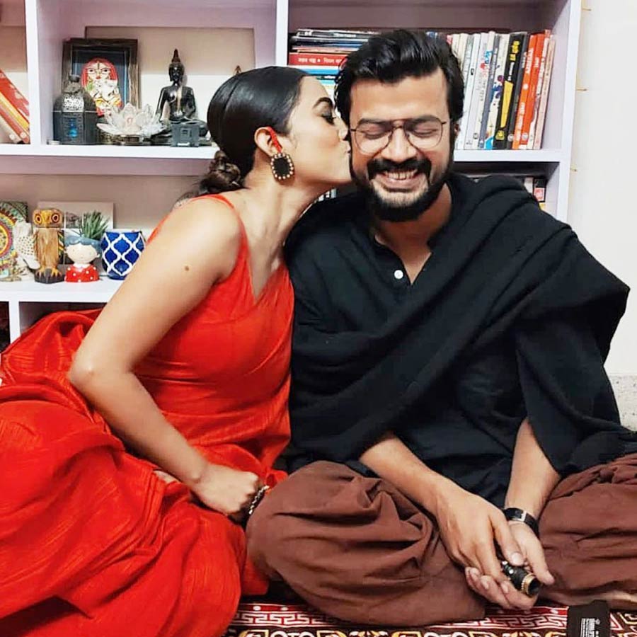 তিন বছর পর ভাঙছে অঙ্কিতা-প্রান্তিকের বিয়ে। তিন বছর পর ভাঙছে অঙ্কিতা-প্রান্তিকের বিয়ে।