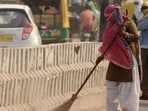 Residents in Gurugram on Thursday continue to complain of dust accumulation, uncollected waste piles, and deteriorating air quality (HT archive) Residents in Gurugram on Thursday continue to complain of dust accumulation, uncollected waste piles, and deteriorating air quality (HT archive)