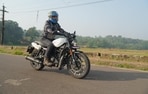 The X440 T uses the same engine as the X440 but gets ride-by-wire.