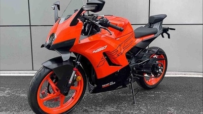 KTM RC 450 will sit above the RC 390 in the portfolio of the manufacturer. (Australian Motorcycle News) KTM RC 450 will sit above the RC 390 in the portfolio of the manufacturer. (Australian Motorcycle News)