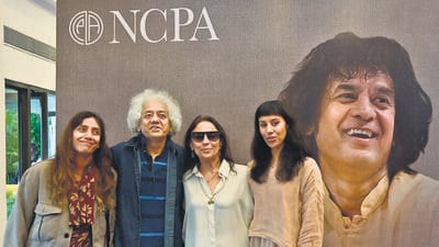 L to R: Hussain’s niece Afshan, brother and percussionist Taufiq, wife Antonia and younger daughter Anisa converged at the NCPA on Thursday ahead of preparations for the tribute to the maestro, this weekend. (Anshuman Poyrekar/HT Photo)