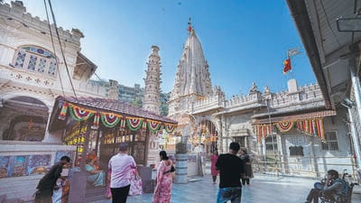 Mumbai, India - February 16, 2023: Rangoli made of flowers and fruits to Lord Shiva as part of the preparations for the upcoming Hindu festival of Mahashivratri, at Babulnath Temple, near Girgaon Chowpatty, Charni Road, in Mumbai, India, on Thursday, February 16, 2023. (Photo by Anshuman Poyrekar/ Hindustan Times) (Anshuman Poyrekar/HT PHOTO)