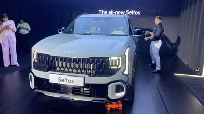 New Kia Seltos looks a lot more aggressive than the outgoing version. New Kia Seltos looks a lot more aggressive than the outgoing version.
