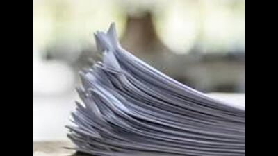 The division bench after carefully going through the affidavit raised certain queries and directed him to come up with a detailed and comprehensive affidavit and directed the registry to re-notify the instant PIL on December 18. (File) The division bench after carefully going through the affidavit raised certain queries and directed him to come up with a detailed and comprehensive affidavit and directed the registry to re-notify the instant PIL on December 18. (File)