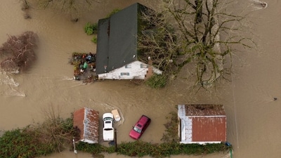 Officials have mandated evacuations for the complete 100-year floodplain of the Skagit River valley. Approximately 100,000 residents of Washington may receive evacuation orders as floodwaters persist in rising, according to a statement from Gov. Bob Ferguson’s office on Wednesday afternoon. (REUTERS)
